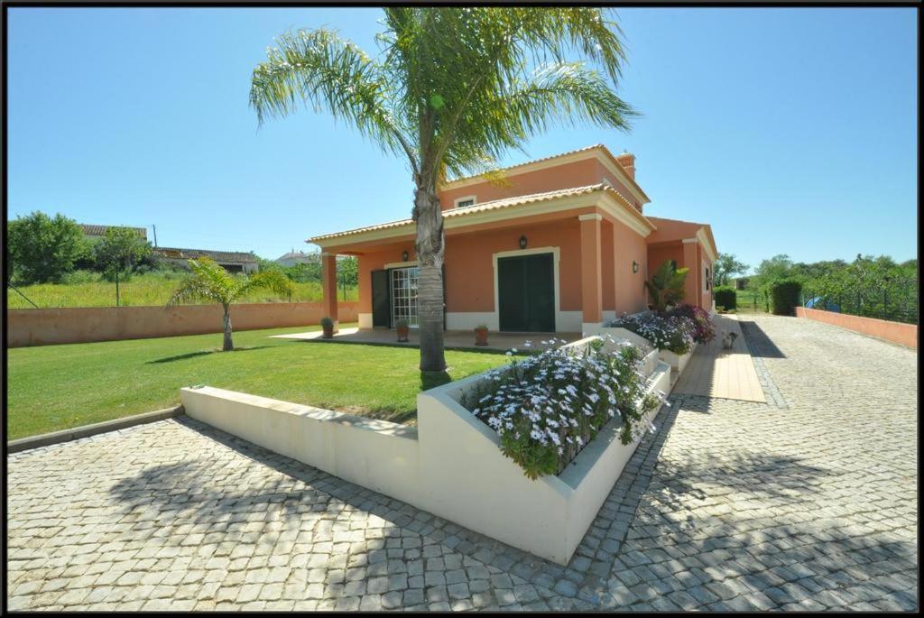 Villa Maçãs *